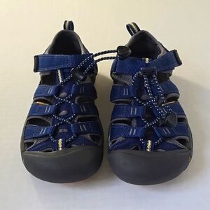 KEEN Newport Sandal Blue sz 2